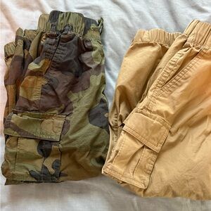 Lot of 2, Gap boys cargo pants, size XS (4/5)